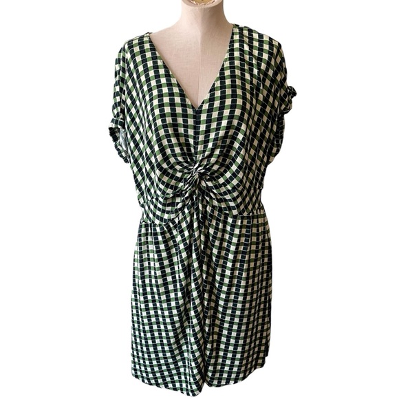 AVA & VIV Dress with Short Sleeves Plus Size - Picture 1 of 10